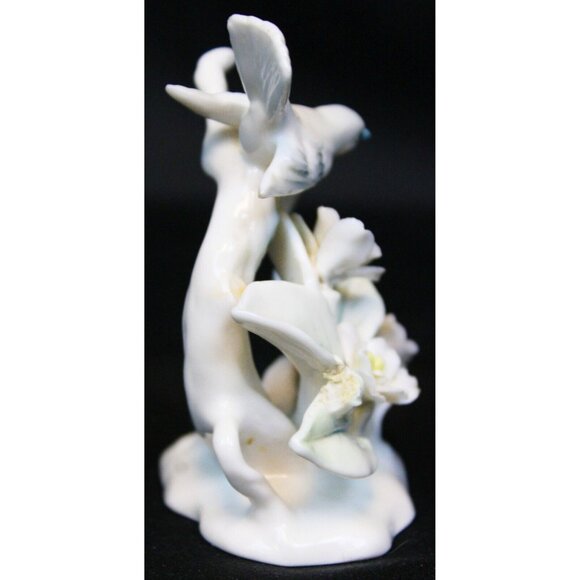 Lenwile Bone China Oriole Small Figurine Blue Jay Flowers Spring Nature Glossy - Picture 6 of 8